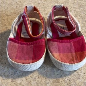 Newborn gap shoes